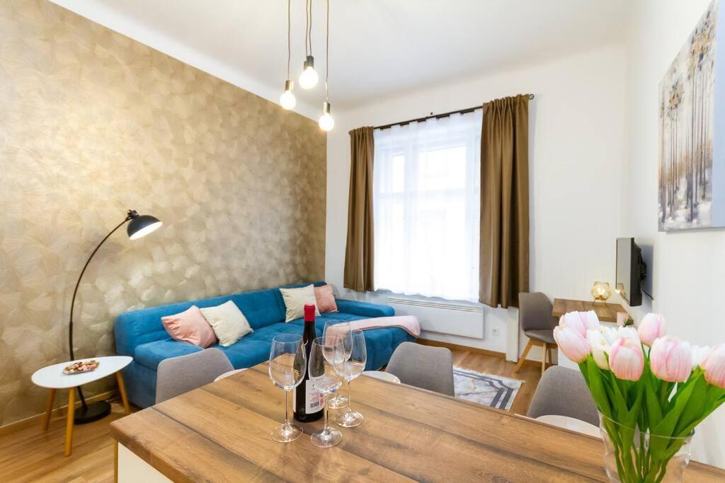Luxe Haven On Lonyay By Newave Apartments Budapeste Exterior foto